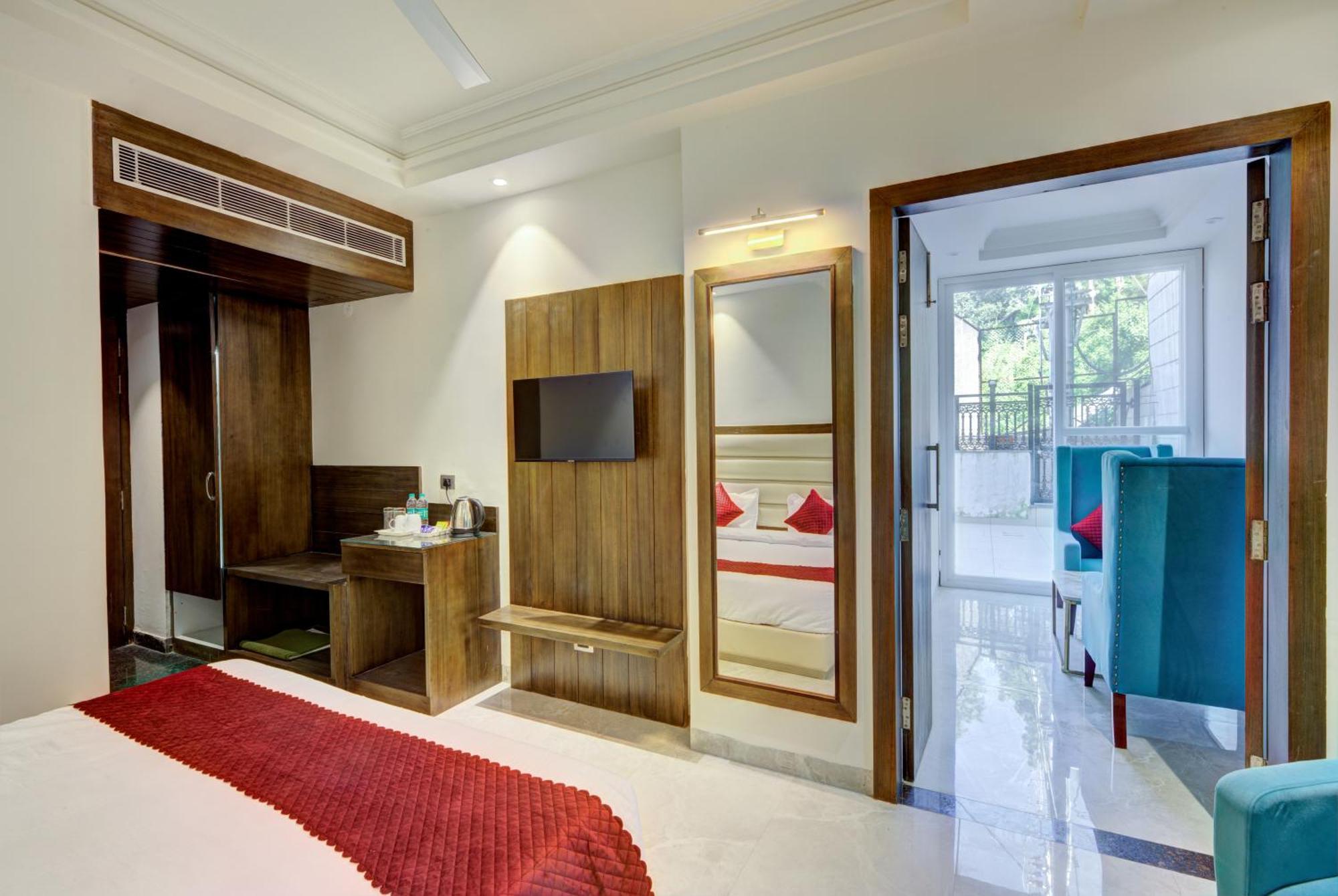 Luxe Resorts - Centrally Heated Air Conditioned Hotel In The Heart Of 카사울리 외부 사진